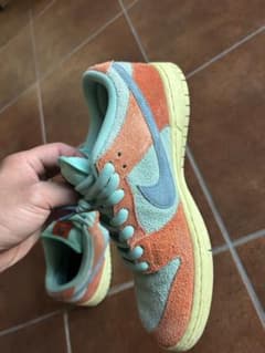 Nike Dunk Low スエードスニーカー オレンジ/ブルーのサムネイル
