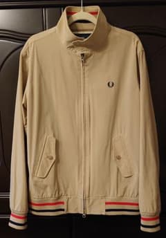 FRED PERRY ベージュ ジャンパー Lのサムネイル