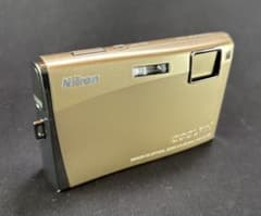 Nikon COOLPIX コンパクトデジタルカメラ 本体のサムネイル