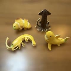 バナナアニマルズ 4種 ガチャガチャのサムネイル