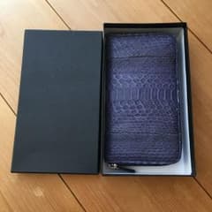 長財布 パイソン柄のサムネイル