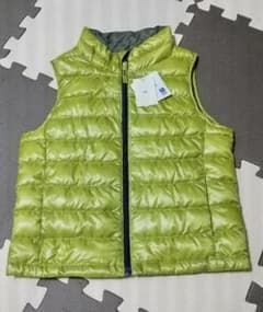 タグ付き未使用【120㎝】UNIQLO KIDS ユニクロ キッズ ダウンベストのサムネイル