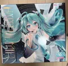 初音ミク Happy 16th Birthday Ver. 1/7 フィギュアのサムネイル