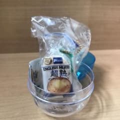 超熟 イングリッシュマフィン ミニチュアスクイーズのサムネイル