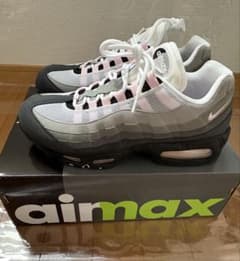 Nike Air Max 95 ピンク スニーカーのサムネイル
