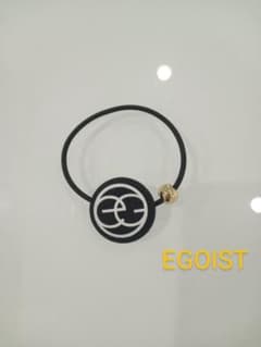 EGOIST ヘアゴム ロゴプレート ブラック ゴールドのサムネイル