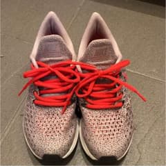 NIKE ランニングシューズのサムネイル