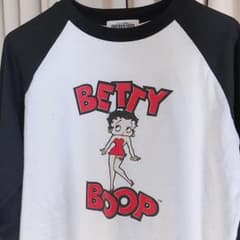 トップス  ロンTのサムネイル