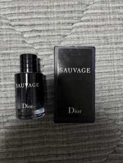 Dior Sauvage 香水 男性用のサムネイル