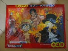 コカ・コーラ✕ONE PIECE オリジナルレジャークッションのサムネイル