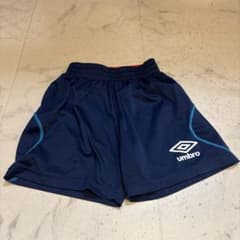 umbro ネイビー ハーフパンツのサムネイル