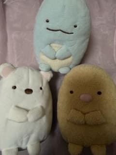 すみっこぐらし　ぬいぐるみしろくま、トンカツ、とかげ