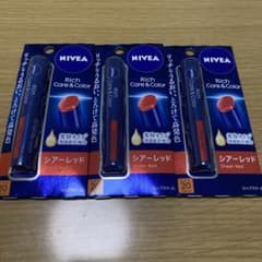 ニベア リッチケア＆カラーリップのサムネイル