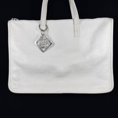 LOEWE ビジネスバッグ アナグラム ブリーフケース ホワイト　チャームおまけ LOEWE ビジネスバッグ アナグラム ブリーフケース ホワイト チャーム
