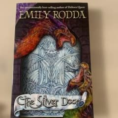 The Silver Door Emily Rodda 洋書 児童文学のサムネイル