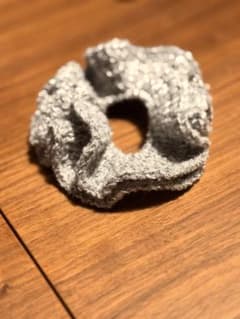 ハンドメイド かぎ針編み シュシュのサムネイル
