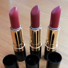 REVLON レブロン　スーパーラストラスリップスティックのサムネイル