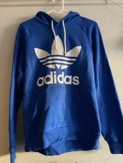 adidas パーカーのサムネイル