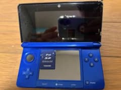 ニンテンドー3DS コバルトブルー 本体 2GB SDカード、充電器付きのサムネイル