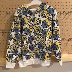 【USJ】ミニオンズ 総柄 パーカー115-135cmのサムネイル