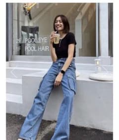 moussyデニム　カーゴパンツ ワイドレッグのサムネイル