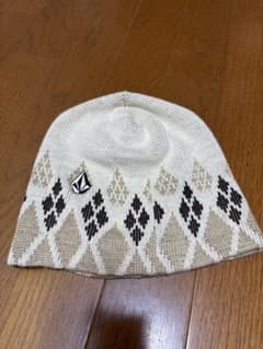 Volcom ダイヤモンド柄 ニット帽のサムネイル