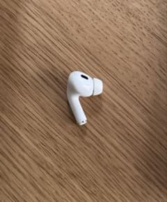 第二世代AirPods Pro 左耳イヤホンのサムネイル