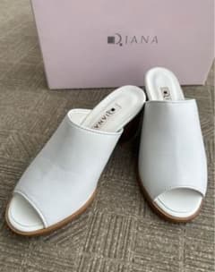 【新品】ダイアナ　ミュールのサムネイル