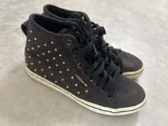 adidas ブラック ハイカット スニーカー星柄 スタッズのサムネイル