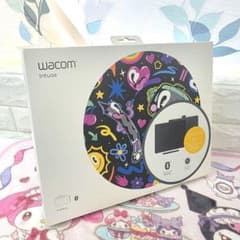 951【極美品】Wacom Intuos Mediumペンタブレット 本体 - メルカリ
