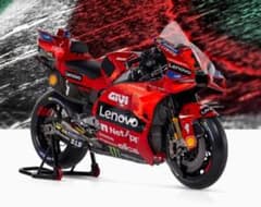 Ducati Desmosedici GP 1/6スケール パニガーレ - メルカリ