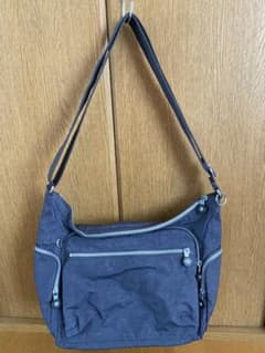 キプリングショルダーバッグ  グレーのサムネイル
