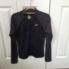 キラキラ☆様専用  NIKE ナイキ 水着 ラッシュガードのサムネイル