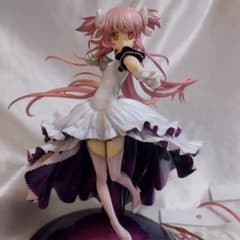 魔法少女まどか☆マギカ アルティメットまどか　フィギュアのサムネイル