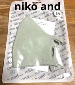 nikoand…マスク　Mサイズ