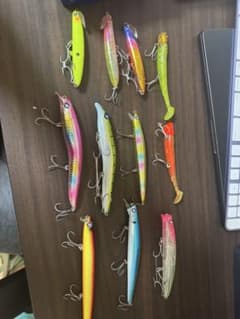 BlueBlue ルアー11点セット ＋おまけ箱、その他ルアー付き - メルカリ