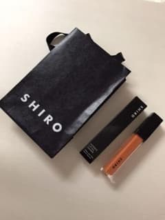 shiro エッセンスリップオイルカラーのサムネイル