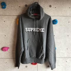 supreme☆パーカーのサムネイル