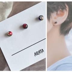 まち針ピアス　ミニピアス　ハンドメイド　メタルサンド　マルチカラーのサムネイル