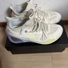 バッシュのサムネイル