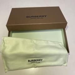 Burberry 空き箱のサムネイル