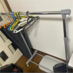 ハンガーラックのサムネイル