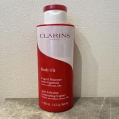 新品未使用 】400ml クラランス ボディフィットCLARINS - メルカリ
