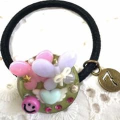 ヘアゴム　ハンドメイド　ピースマーク　蝶々　リボンのサムネイル