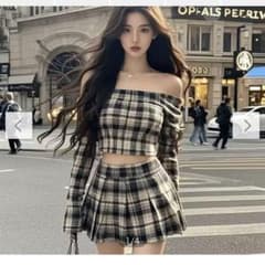 チェック柄オフショルダーセットアップのサムネイル