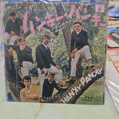 トミー・ジェイムスとザ・シャンデルス ハンキー・パンキー EP トミー・ジェイムスとザ・シャンデルス ハンキー・パンキー EP - メルカリ