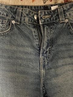 H&M DIVIDED ワイドレッグ デニムパンツのサムネイル