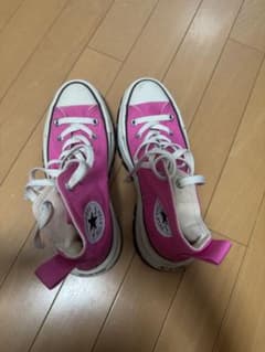 Converse Chuck Taylor ピンク厚底スニーカーのサムネイル