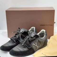 1064 ルイヴィトン LVロゴ 靴 シューズ 紐 スニーカー ブラック 1064 ルイヴィトン LVロゴ 靴 シューズ 紐 スニーカー ブラック - メルカリ