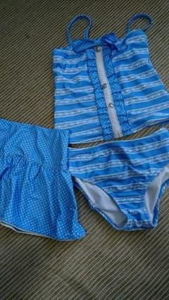 イルカ様専用 女の子150センチ 水着のサムネイル
